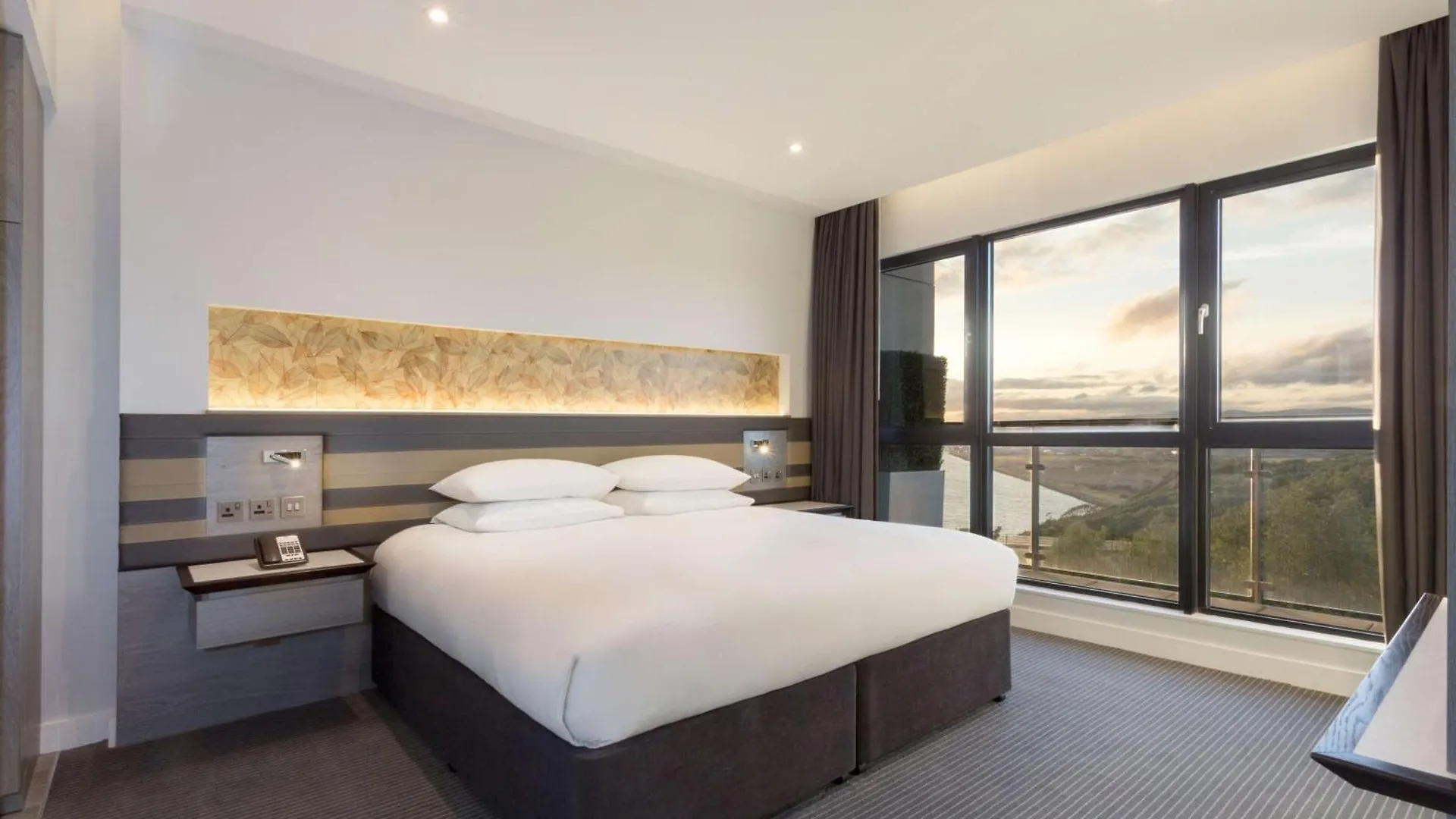 Hotel Doubletree By Hilton Edinburgh - Queensferry Crossing North Queensferry